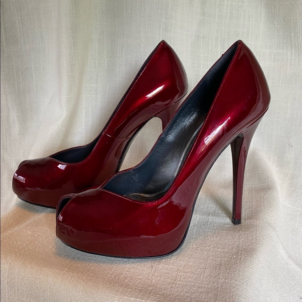 NEW Stuart Weitzman Platform Stiletto Pumps
